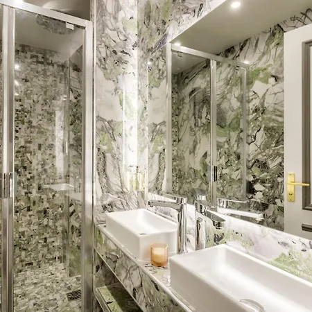 Merveil - Luxury - Champs Elysees -st George