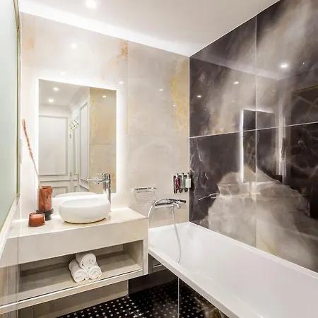 Merveil - Luxury - Champs Elysees -st George *