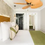 Merveil - Luxury - Champs Elysees -st George