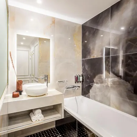Merveil - Luxury - Champs Elysees -st George *